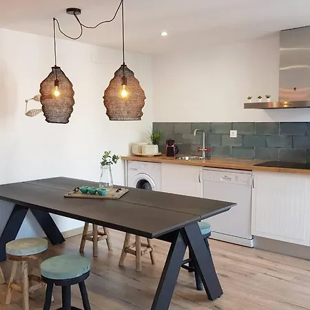 Amb Encant I Estil Mediterrani En Zona Tranquilla De I Amb Terrassa Apartamento Llançà
