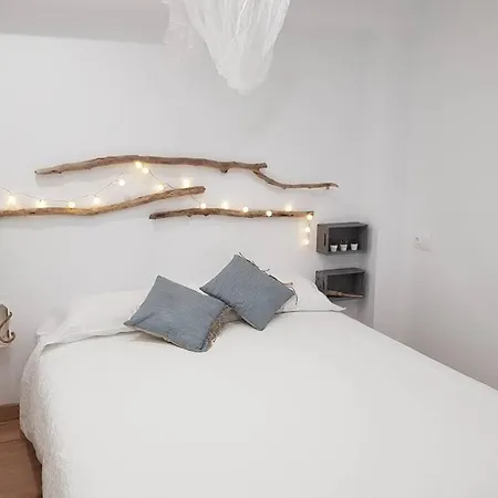 Apartment Amb Encant I Estil Mediterrani En Zona Tranquilla De I Amb Terrassa Llanca